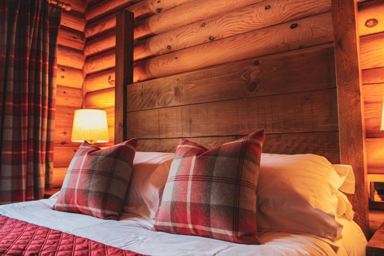 Tomatin - Luxury Two Bedroom Log Cabin With Hot Tub Berwick Upon Tweed Dış mekan fotoğraf